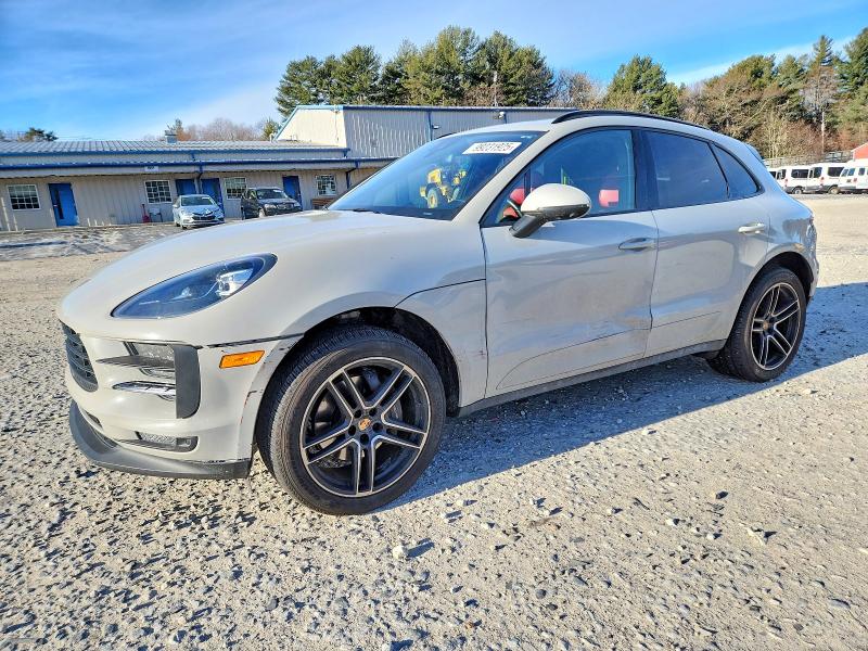 2021 PORSCHE MACAN - 1
