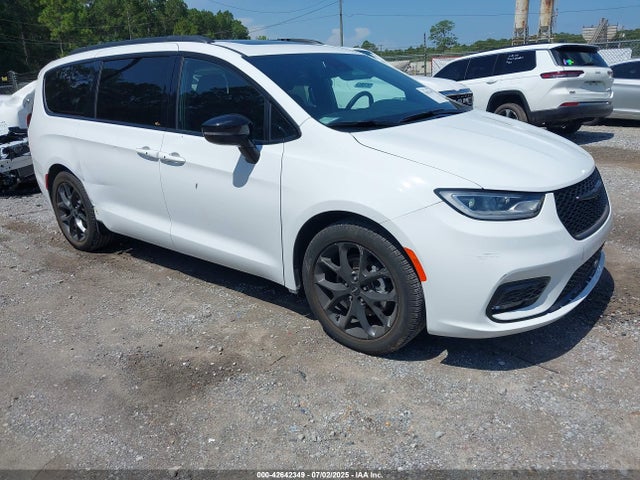 2025 CHRYSLER PACIFICA LIMITED - 1