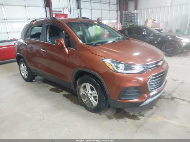 2019 CHEVROLET TRAX LT - 1