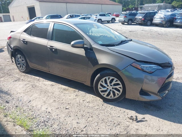2019 TOYOTA COROLLA LE - 1