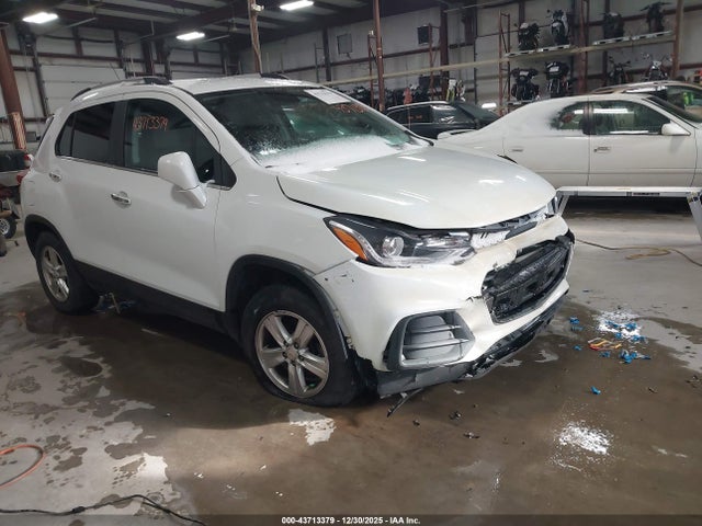 2019 CHEVROLET TRAX LT - 1