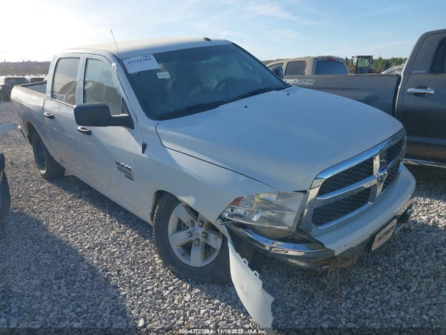2023 RAM 1500 CLASSIC - 1