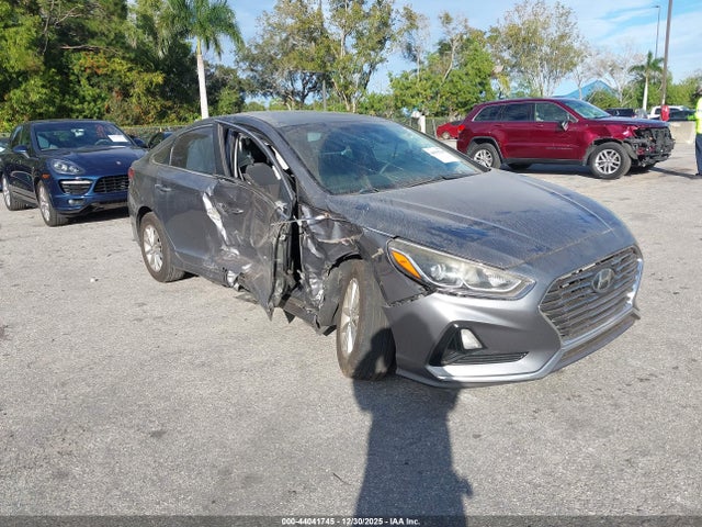 2019 HYUNDAI SONATA SE - 1