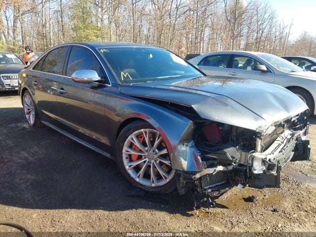 2015 AUDI S8 4.0T - 1