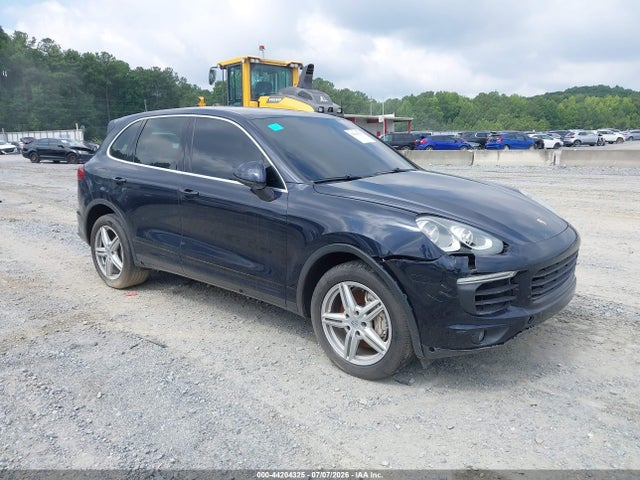 2015 PORSCHE CAYENNE S - 1