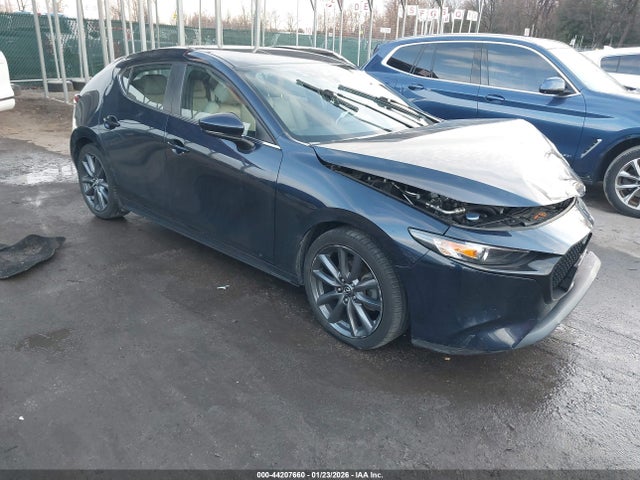 2019 MAZDA MAZDA3 - 1