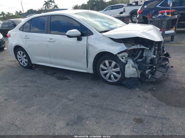2020 TOYOTA COROLLA LE - 1