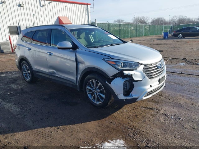 2017 HYUNDAI SANTA FE SE - 1