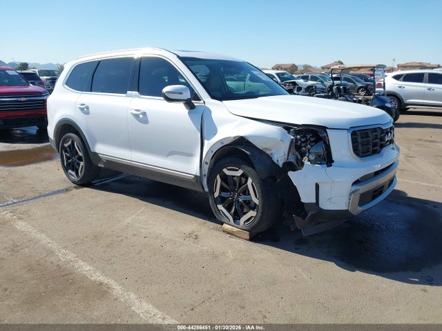 2017 TOYOTA HIGHLANDER XLE - 1