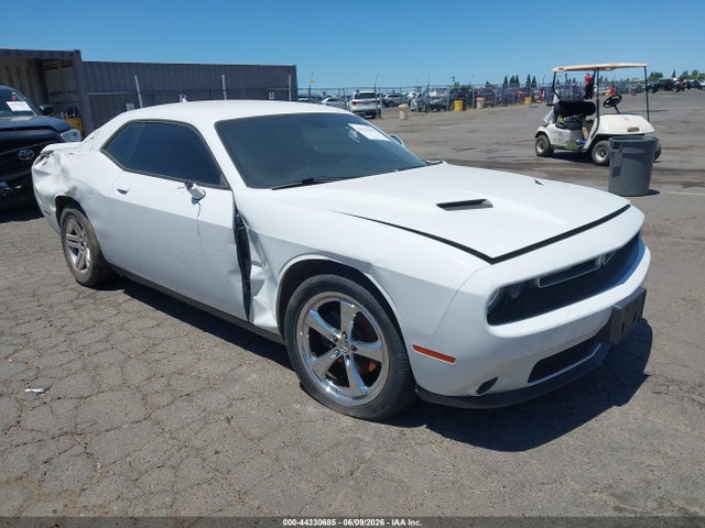 2019 DODGE CHALLENGER SXT - 1