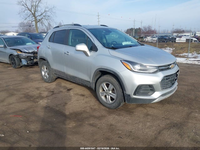 2019 CHEVROLET TRAX LT - 1