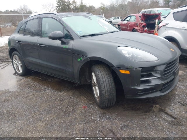 2021 PORSCHE MACAN - 1