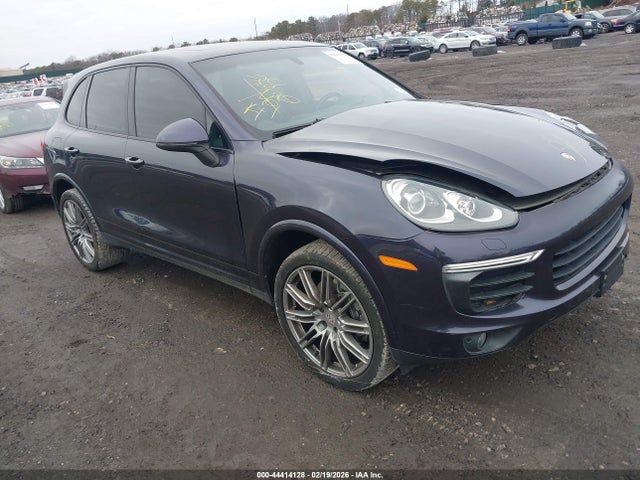 2017 PORSCHE CAYENNE PLATINUM - 1