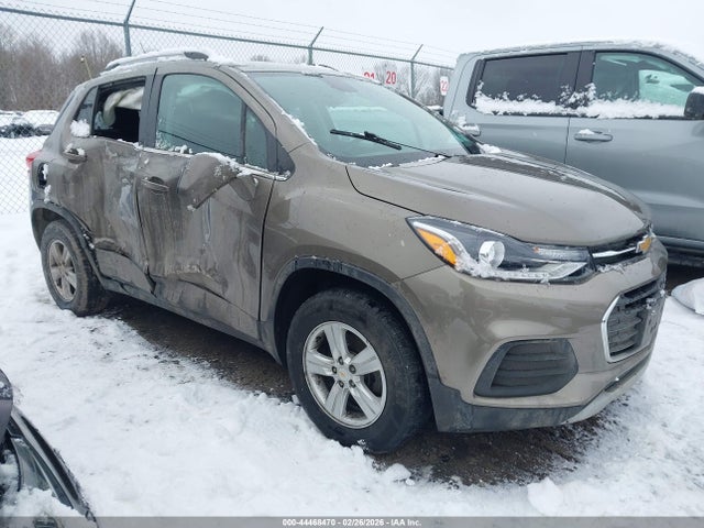 2020 CHEVROLET TRAX AWD LT - 1