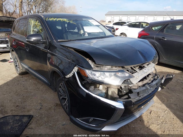 2017 MITSUBISHI OUTLANDER SE - 1