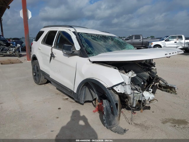 2017 FORD EXPLORER XLT - 1