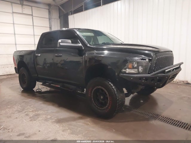 2015 RAM 1500 BIG - 1