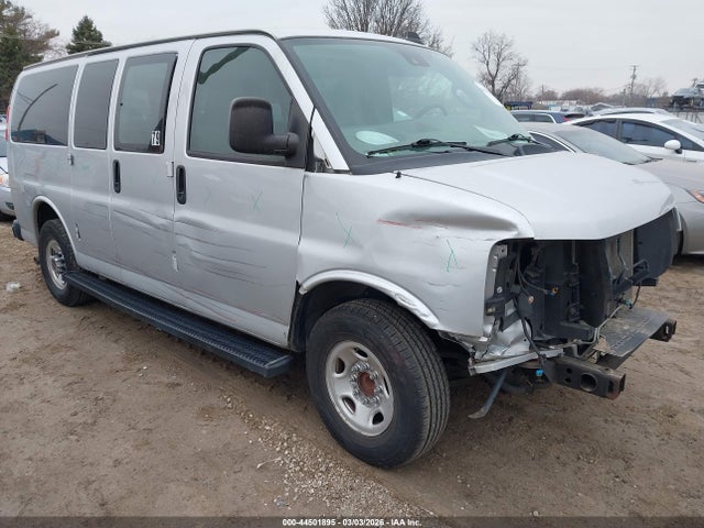 2020 GMC SAVANA PASSENGER RWD 2500 REGULAR WHEELBASE LT - 1