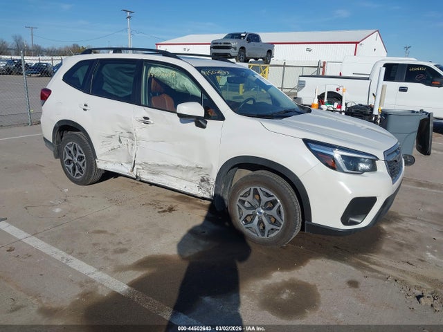 2021 SUBARU FORESTER PREMIUM - 1