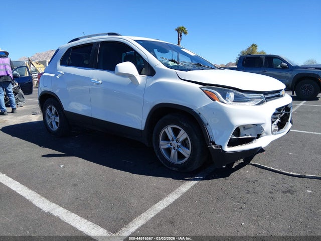 2019 CHEVROLET TRAX LT - 1