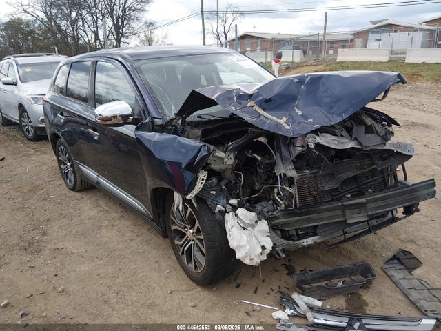 2017 MITSUBISHI OUTLANDER SE - 1