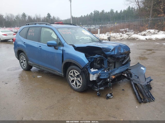 2022 SUBARU FORESTER PREMIUM - 1