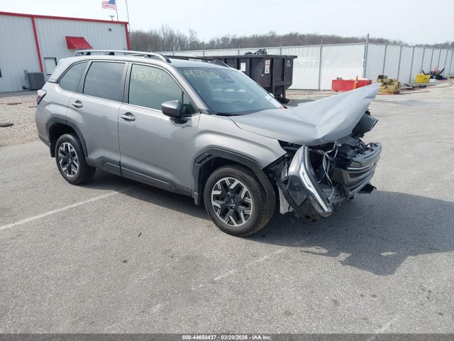 2025 SUBARU FORESTER PREMIUM - 1