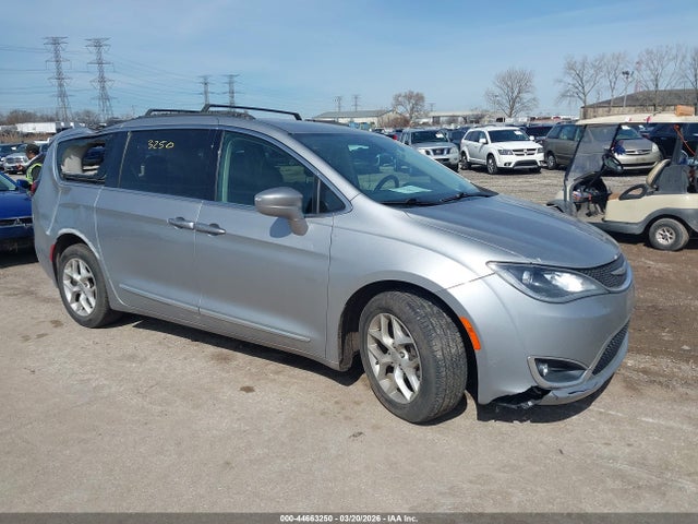 2017 CHRYSLER PACIFICA TOURING-L - 1