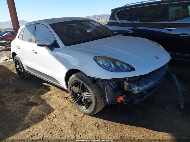 2015 PORSCHE MACAN S - 1