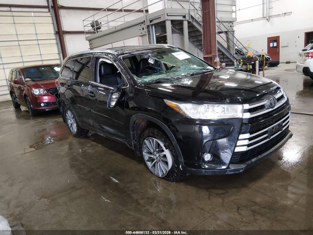 2018 TOYOTA HIGHLANDER XLE - 1