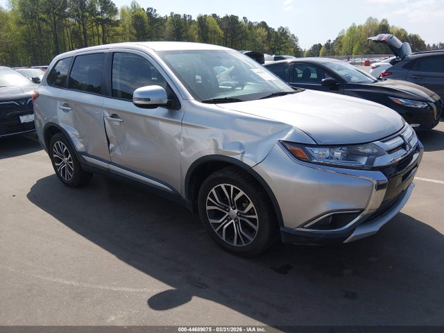 2018 MITSUBISHI OUTLANDER LE/SE/SEL - 1