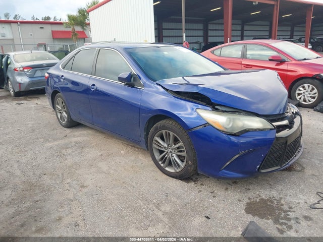2016 TOYOTA CAMRY SE - 1