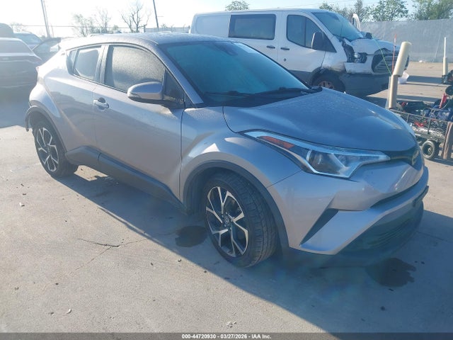 2019 TOYOTA C-HR XLE - 1