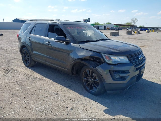 2017 FORD EXPLORER XLT - 1