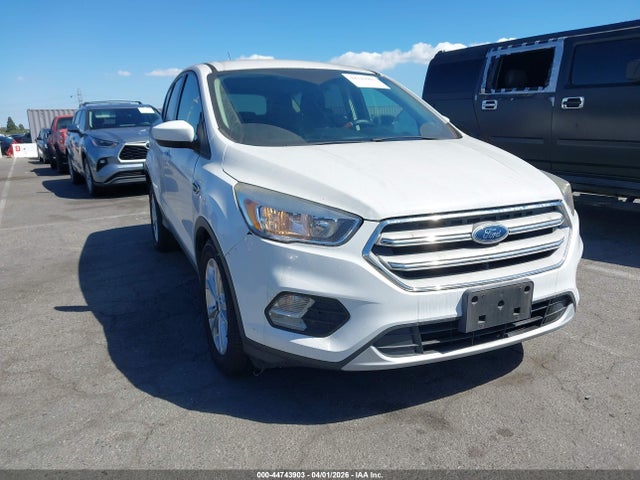 2019 FORD ESCAPE SE - 1