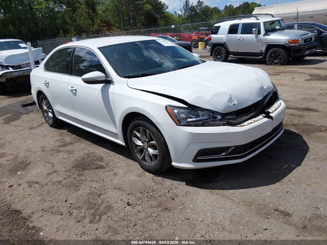 2017 VOLKSWAGEN PASSAT 1.8T S - 1