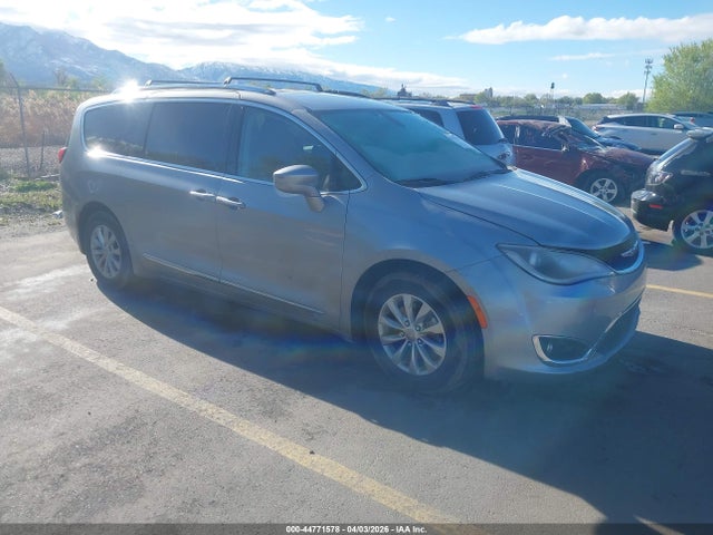 2018 CHRYSLER PACIFICA TOURING L - 1