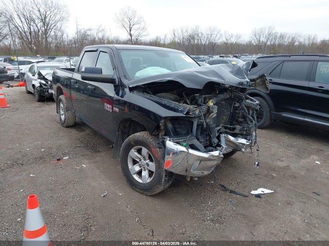 2014 RAM 1500 ST - 1
