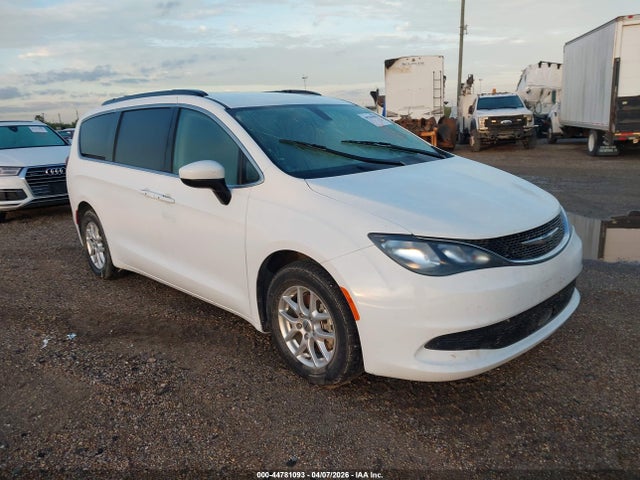 2021 CHRYSLER VOYAGER LXI - 1