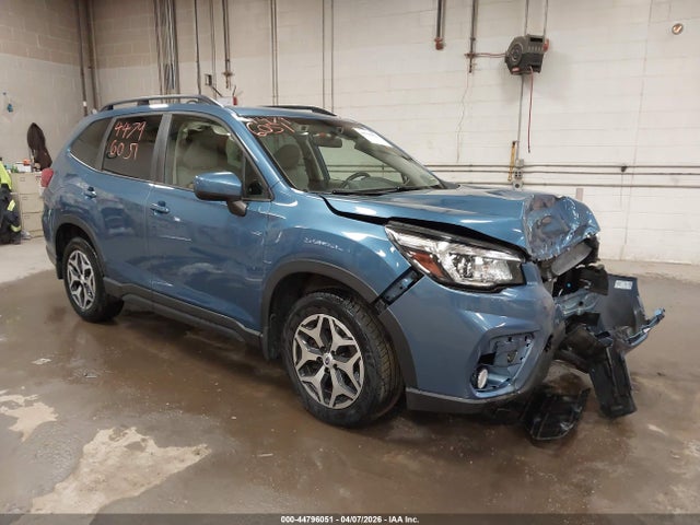 2020 SUBARU FORESTER PREMIUM - 1