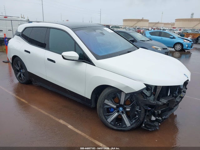 2025 BMW IX XDRIVE50 - 1