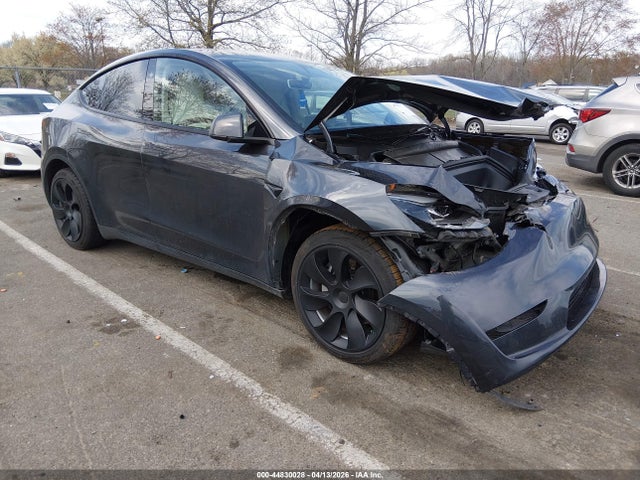 2024 TESLA MODEL Y - 1