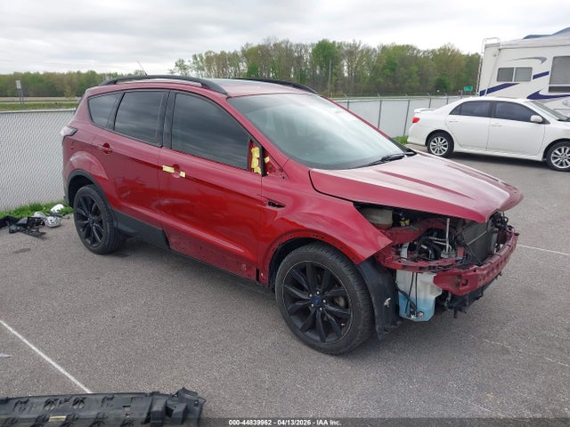 2017 FORD ESCAPE SE - 1