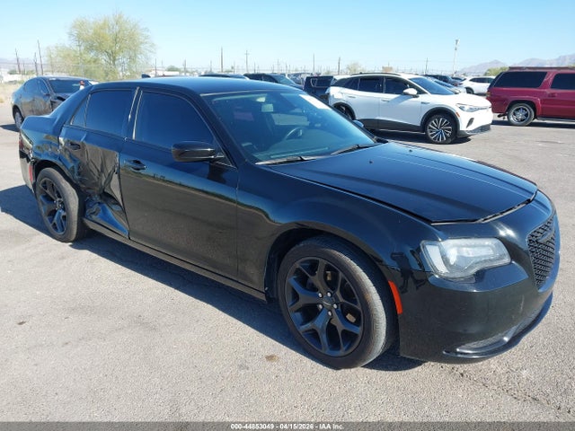 2021 CHRYSLER 300 TOURING - 1