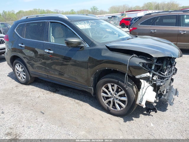 2017 NISSAN ROGUE SV - 1
