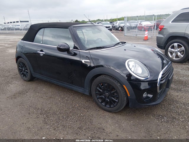 2016 MINI CONVERTIBLE COOPER - 1
