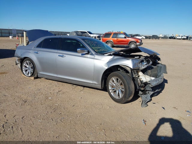 2016 CHRYSLER 300C - 1