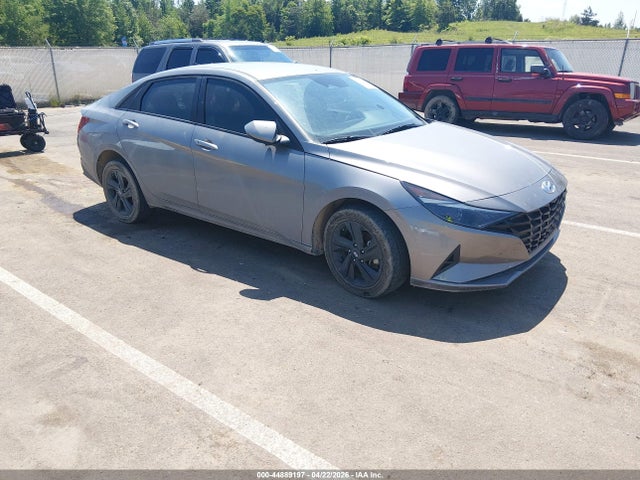 2022 HYUNDAI ELANTRA SEL - 1