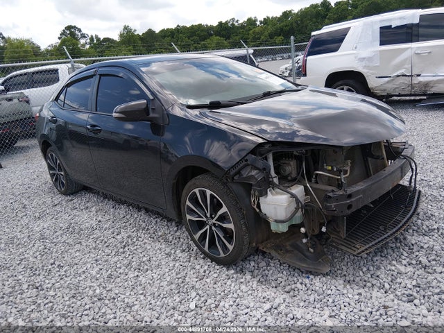 2017 TOYOTA COROLLA SE - 1