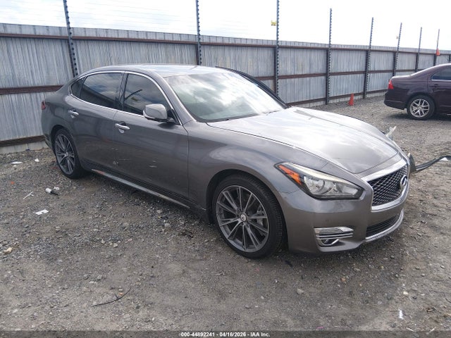2017 INFINITI Q70L 3.7 - 1